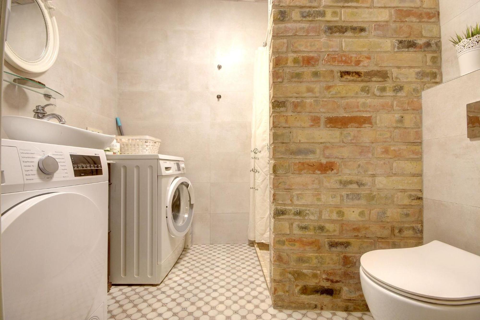 Historical Apartments X Free Parking Self Check In 24X7 By H&H ヴィリニュス エクステリア 写真